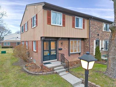 1851 Shire Ct, Royal Oak, MI, 48073