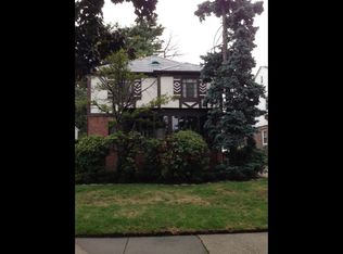 7558 196th St, Fresh Meadows, NY 11366