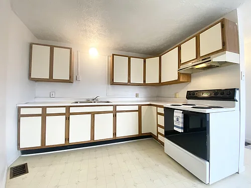 684 W End Ave #2 Photo 1