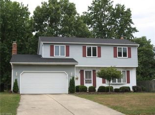 25807 Byron Dr, North Olmsted, OH