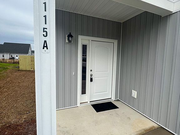 3rd image of 115 Pasture Ln #4A