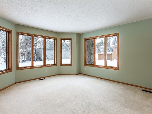 3rd image of 22033 Jason Ave N