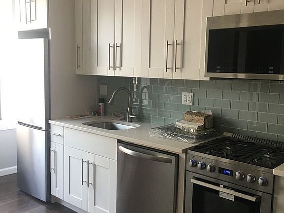 2nd image of 3415 37th Ave APT 4