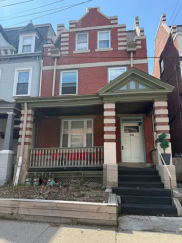 914 Ivy St #STUDIO Photo 1