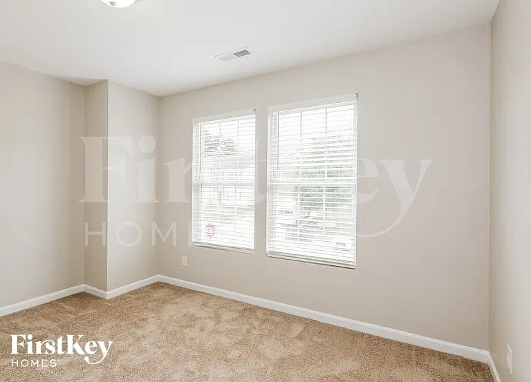 1434 Waterlily Ln — Photo 13