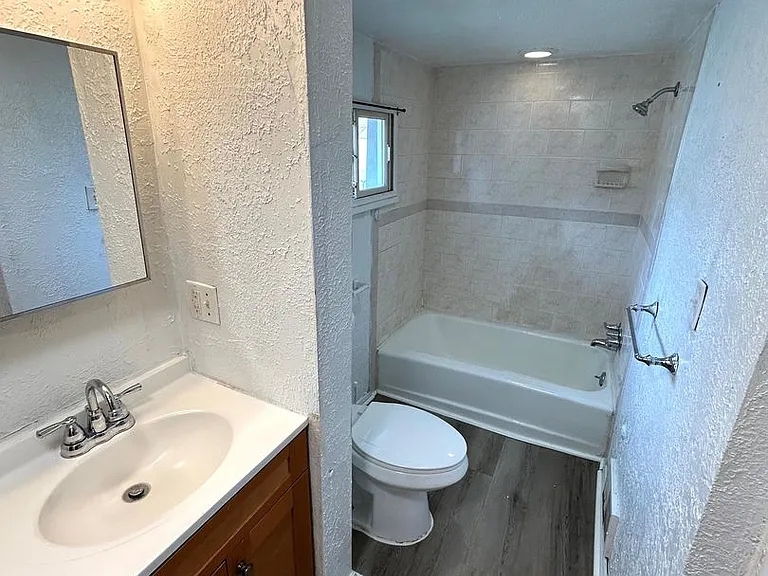 7605 Jackson Ave — Photo 11