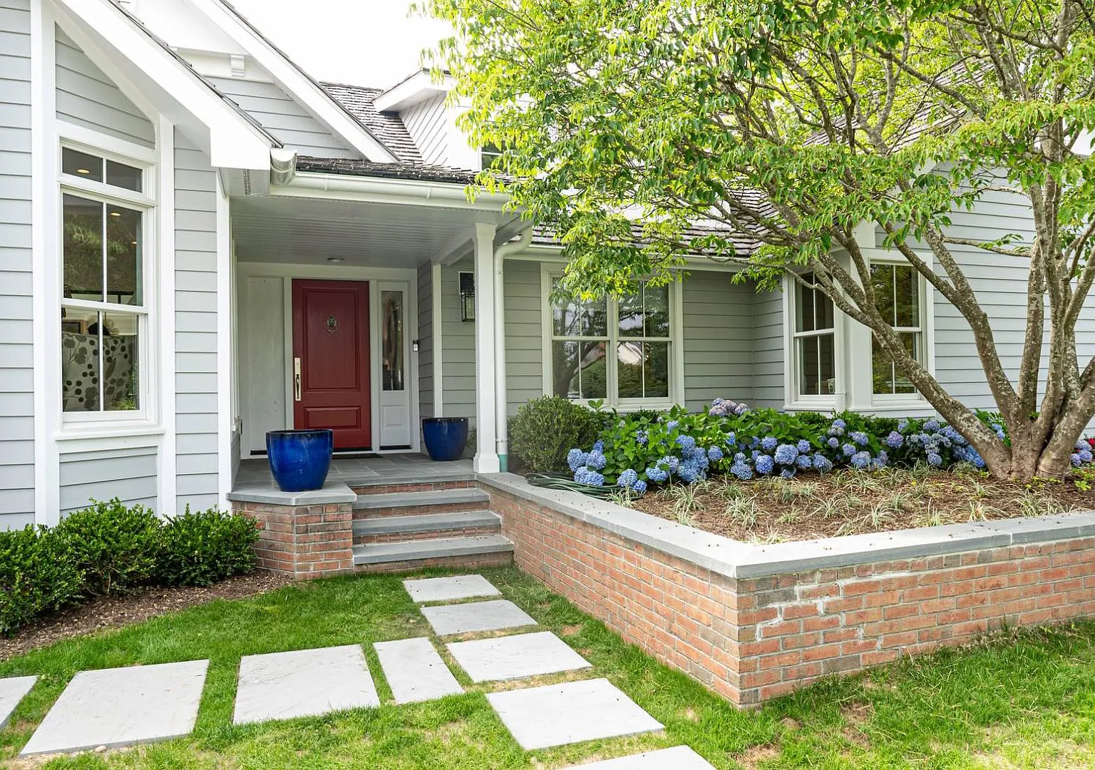 Southampton Village Designer Rental — Photo 4
