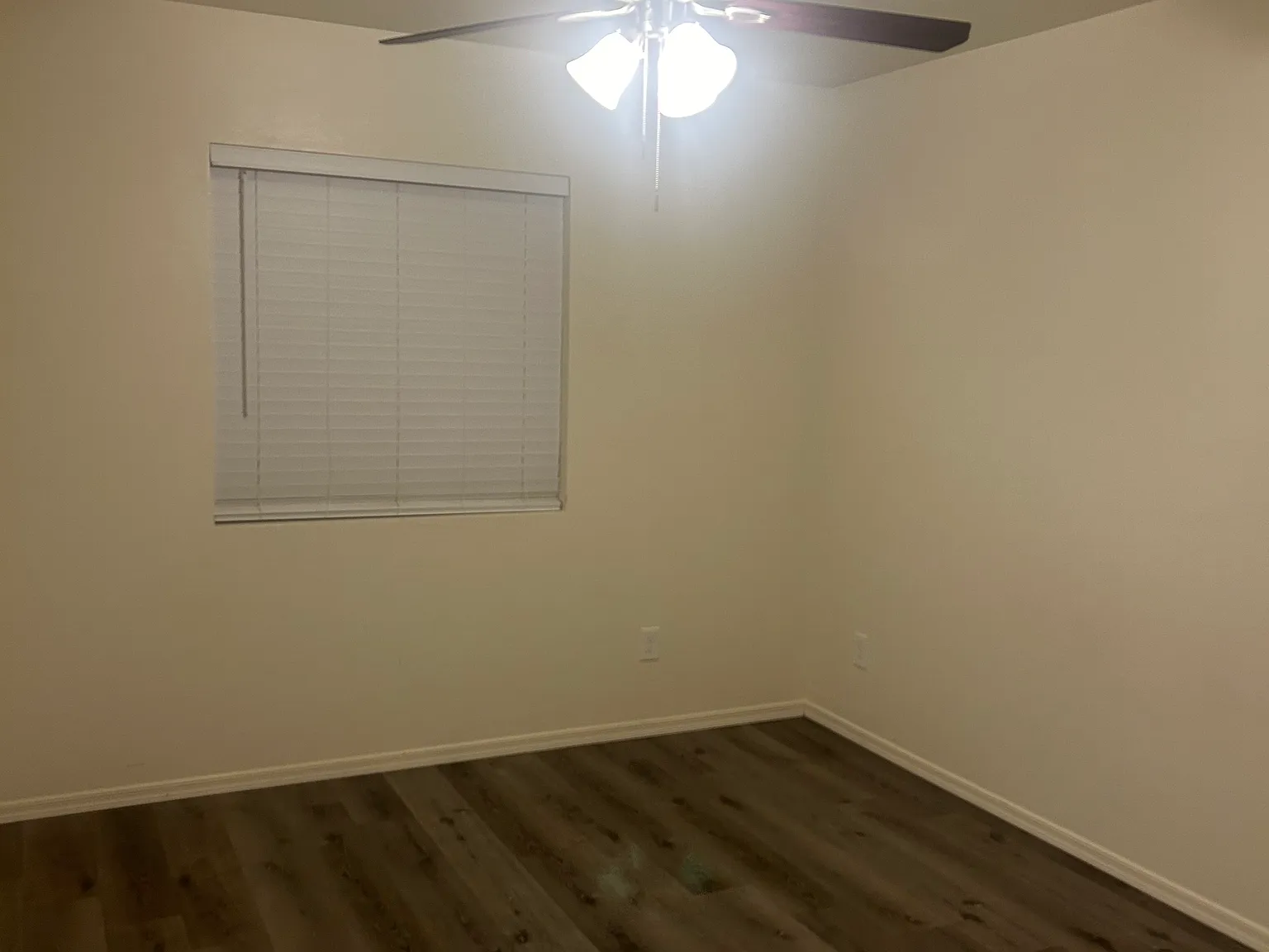 W 16th St, Safford — Photo 4