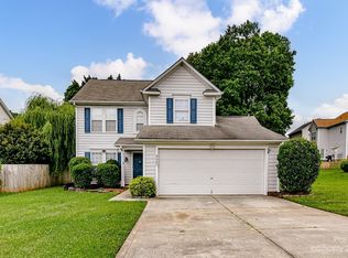 9907 Baxter Caldwell Dr, Charlotte, NC 28213