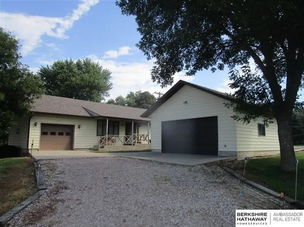 251 1st St, Creston, NE 68631