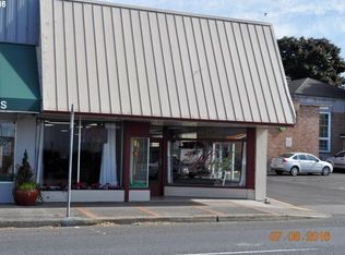 2110 3rd St, Tillamook, OR 97141