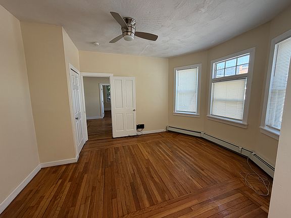 2nd image of 167 Dexter St Floor 1