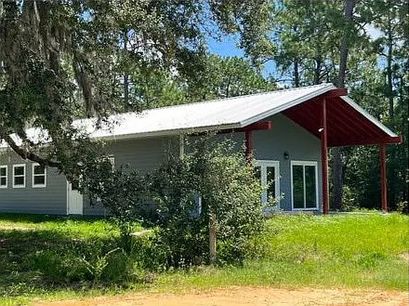 112 Lake Galilee Dr, Hawthorne, FL 32640