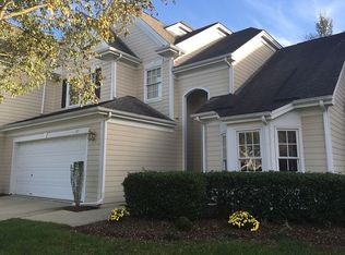 107 Lake Hickory Ct, Cary, NC 27519