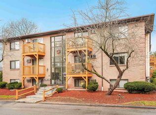 6 Lancelot Ct APT 2, Salem, NH 03079