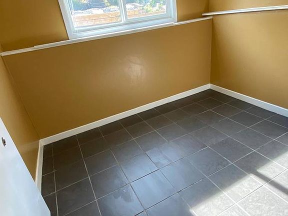 4th image of 4113 Trinity St #7