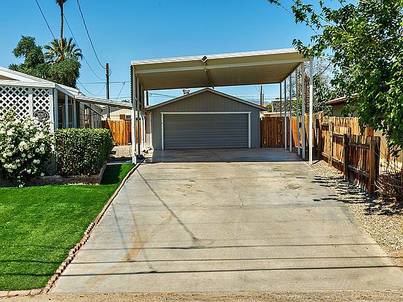 2nd image of 320 N Stardust Ln