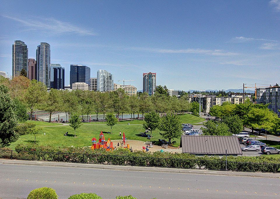 1st image of 115 100th Ave NE #301