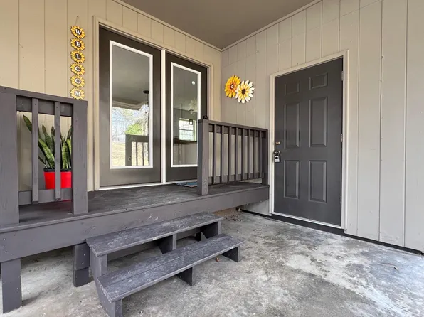 1000 Rock Gardens Dr, Heber Springs, AR 72543