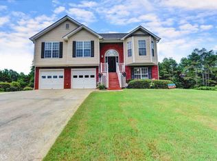 6247 Saturn Dr, Flowery Branch, GA 30542