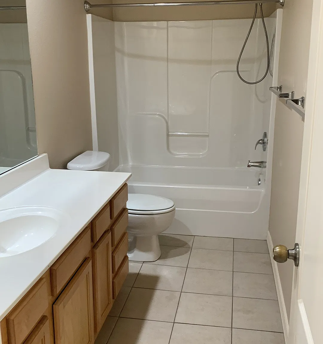 3 bed, 1400 sqft, $1,445 — Photo 4