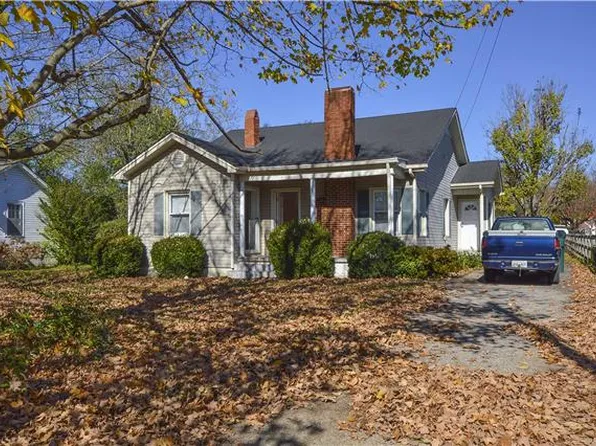 624 Wilson Ave, Pulaski, TN 38478