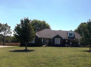 408 Westside Dr, Lebanon, KY 40033