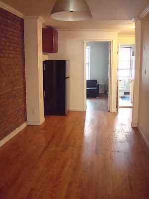 Rented by Metropolitan Equities | media 8