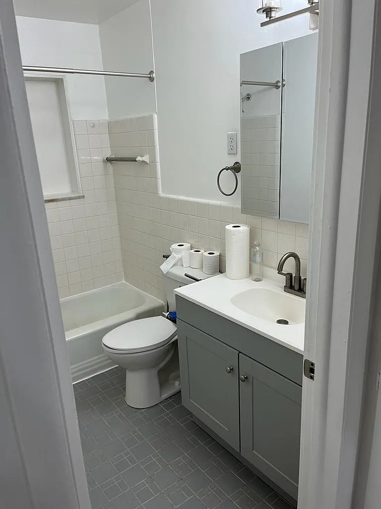 5831 W Benalex Dr — Photo 2