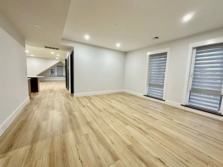 110 Mount Pleasant Ave #9 — Photo 5