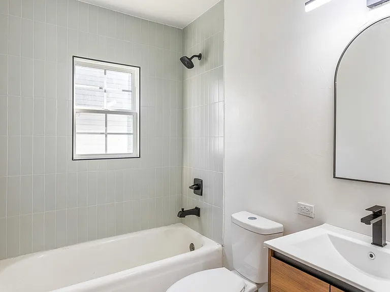 2242 W Eubanks St — Photo 22