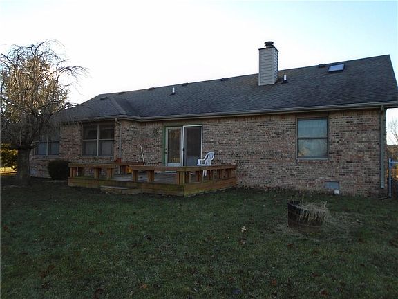 2nd image of 3805 N Strahl Dr