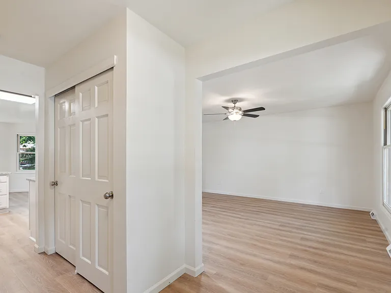 2410 Wealdstone Rd — Photo 5