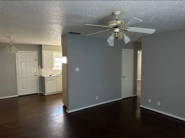 206 Memory Ln #210, Whitehouse, TX 75791