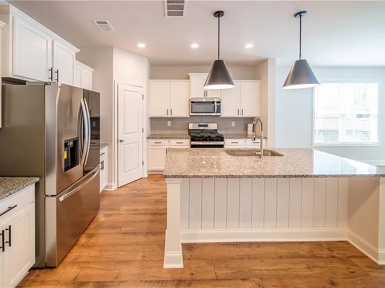 5120 Hillington Way — Photo 8