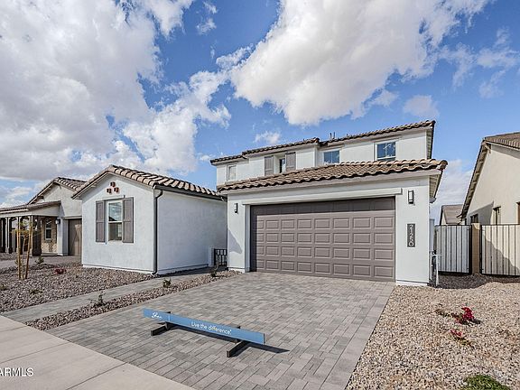 3rd image of 21250 E SPARROW Drive