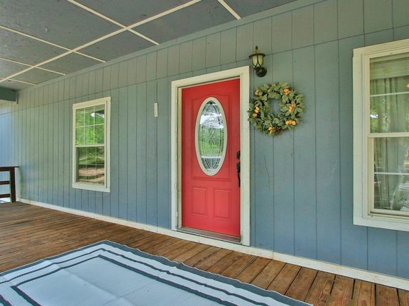 1784 Greenbelt Dr, Cleveland, TX 77328