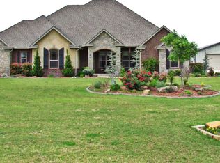 12109 SW 56th St, Mustang, OK 73064