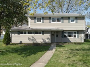 33 W Jack St, Hazlet, NJ 07730