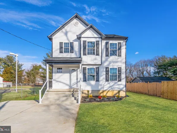 812 Cambridge Pl, Vineland, NJ 08360