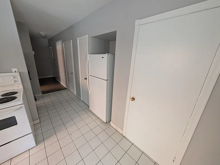 111 Pinecrest Dr #3 — Photo 4