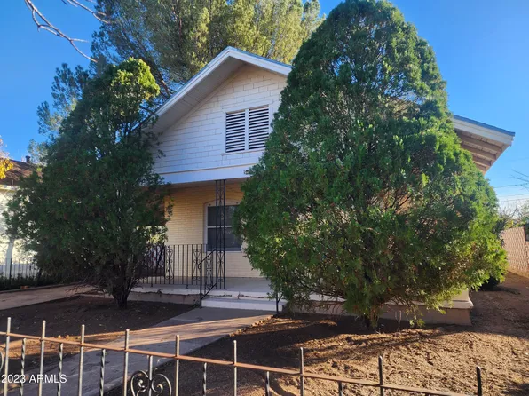 945 E 12TH Street, Douglas, AZ 85607