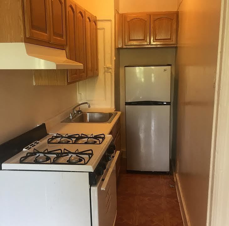 2nd image of 529 E 22nd St APT 5H