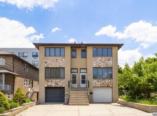 1638 John St #1638, Fort Lee, NJ 07024