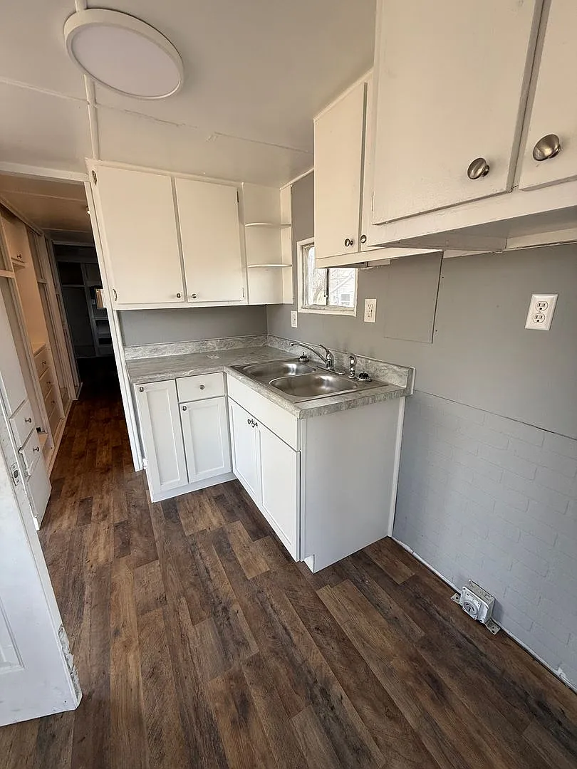2 bedroom/1 bathroom mobile home — Photo 4