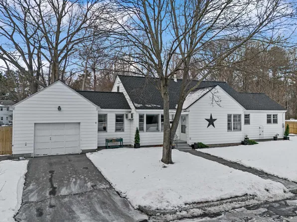 93 Armand Avenue, Manchester, NH 03103