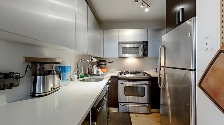 Rented by Serene Powers Real Estate LLC | media 11