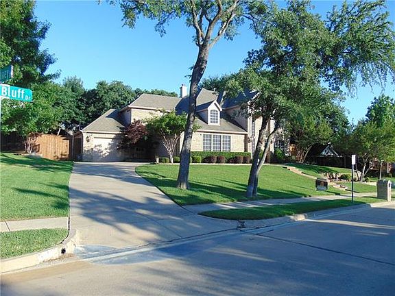 2nd image of 100 Red Bluff Dr
