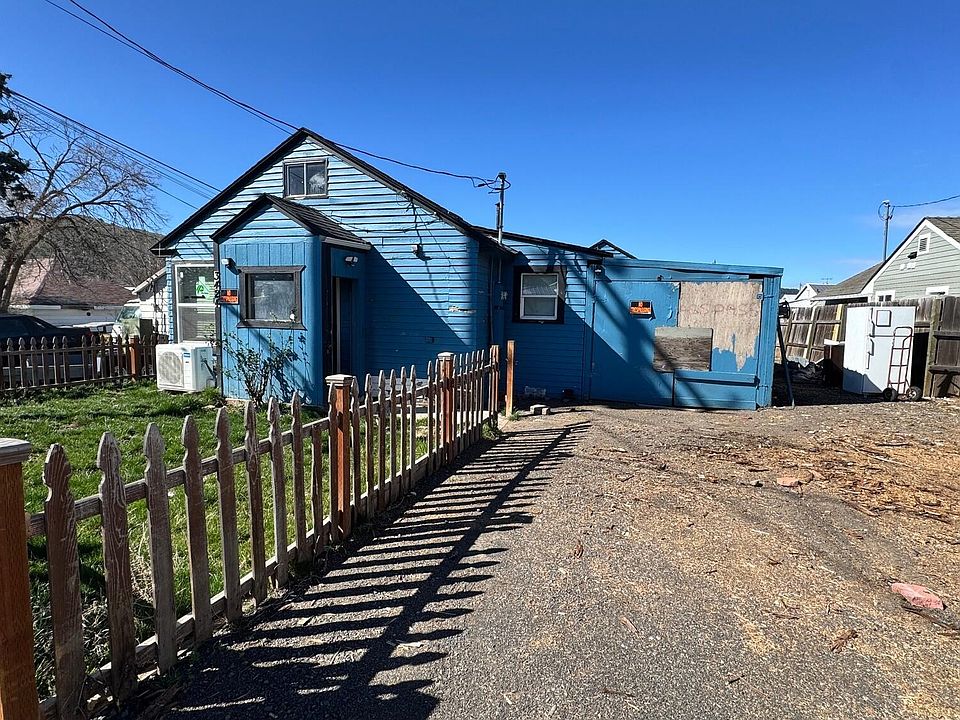 1st image of 3424 Emerald St
