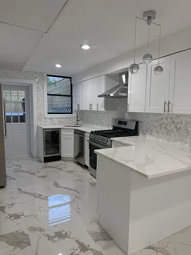 69 Adelphi St #1 Photo 1